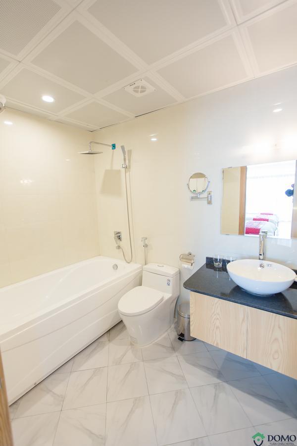 Domo Tuan Chau Hotel Hạ Long Extérieur photo